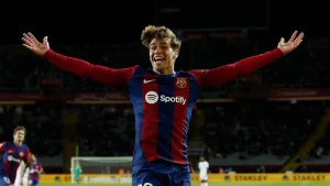 Barca giữ chân 'máy tạt bóng' La Masia đến năm 2030 | OK9